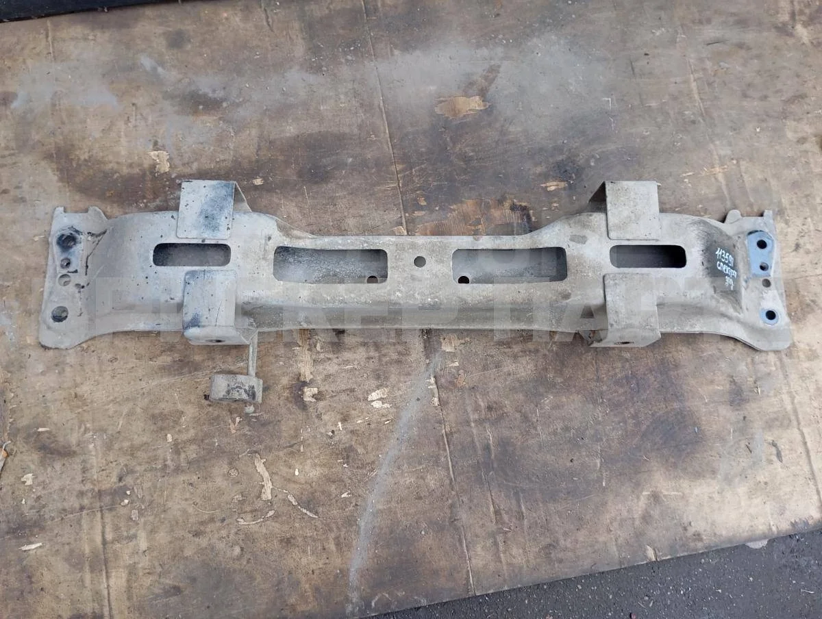 Подрамник задний Киа Спектра 1  SD