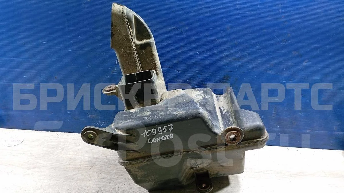 Резонатор воздушного фильтра Хендай Соната 4  (EF)