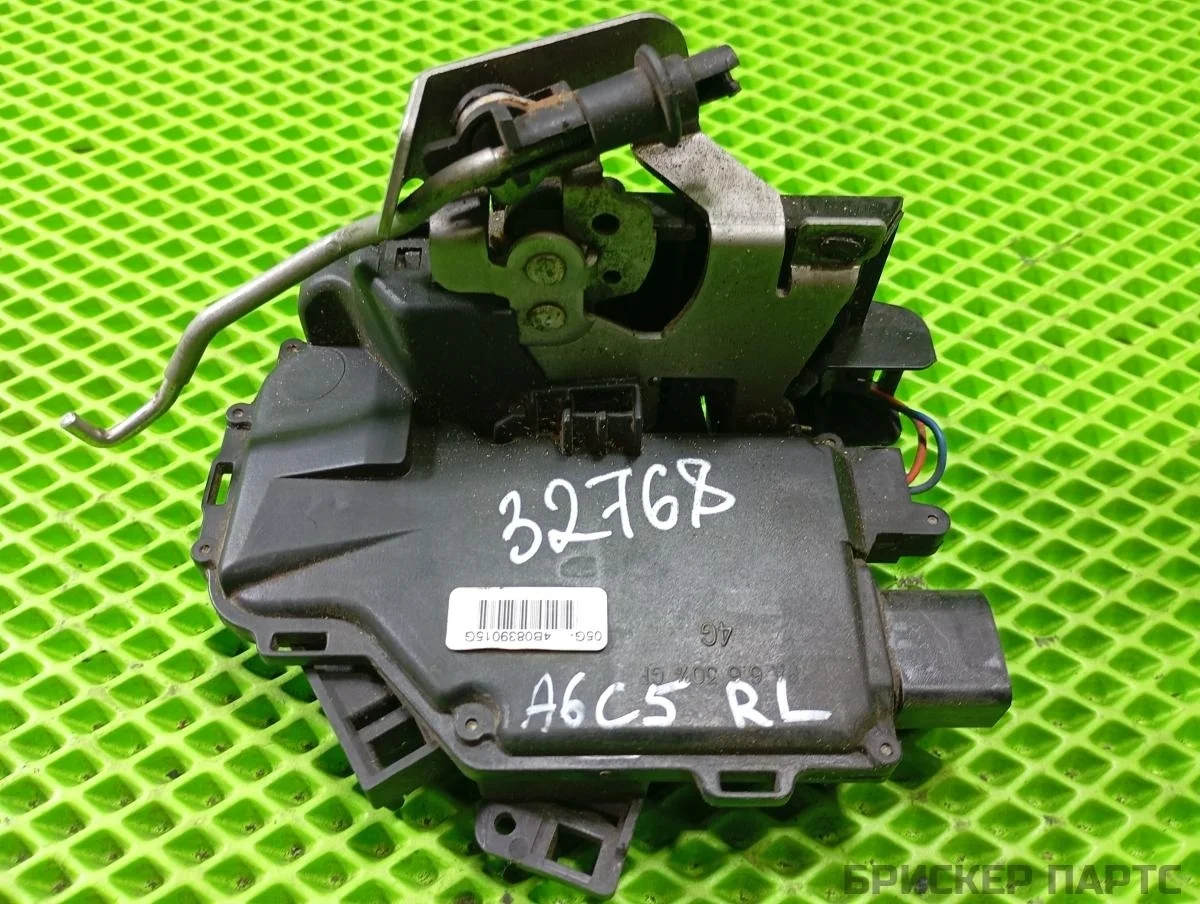 Замок двери задней Ауди A6 C5