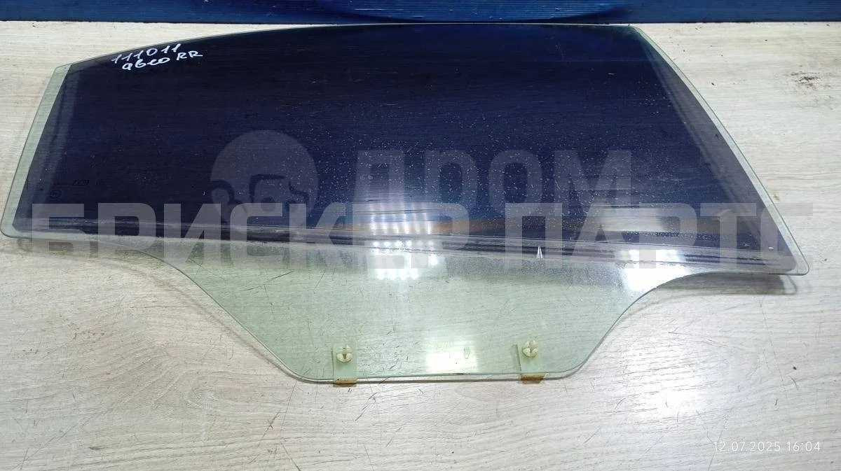 Стекло двери задней Шевроле Авео 1  T250