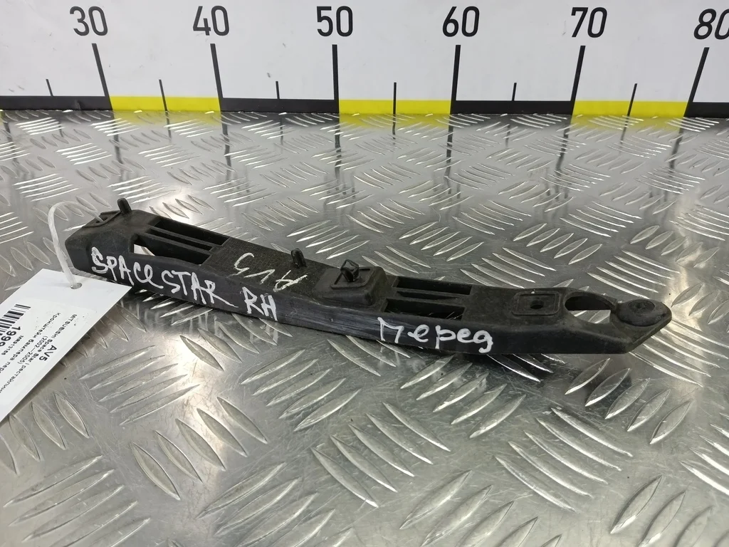 Кронштейн бампера передний MITSUBISHI Space Star