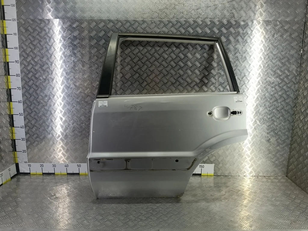 Дверь задняя левая FORD Fusion I рестайлинг (2005