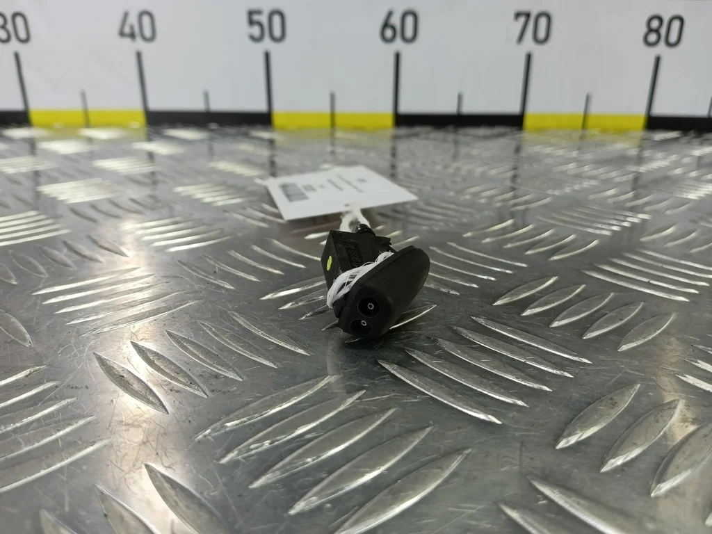 Форсунка омывателя FORD Fusion I рестайлинг (2005