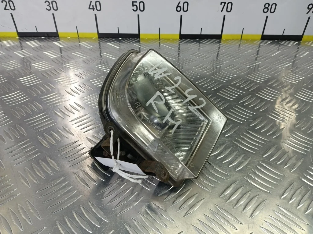 Фара противотуманная передняя Hyundai GETZ I (200