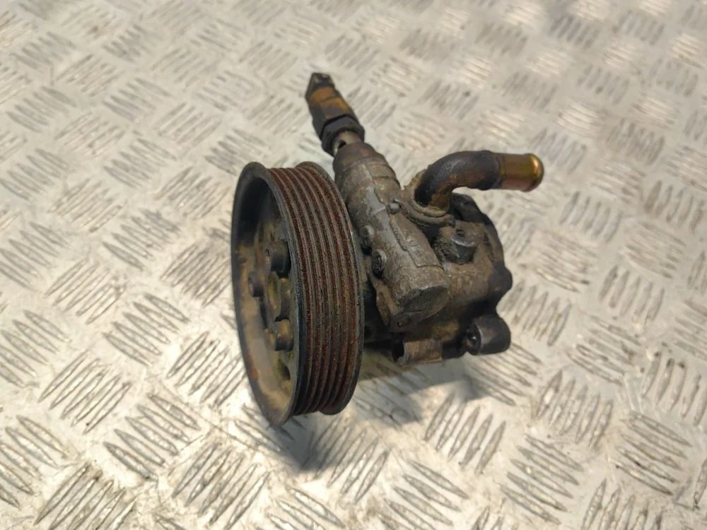 Насос ГУР Volkswagen Golf Mk4