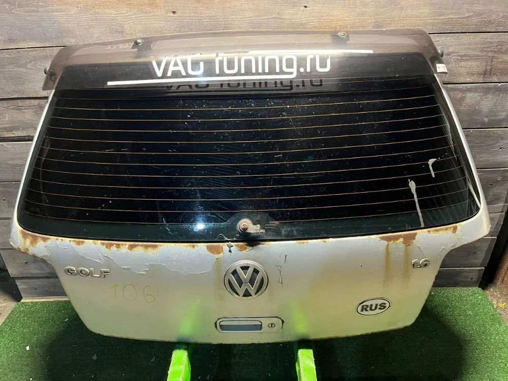 Крышка багажника Volkswagen Golf 4
