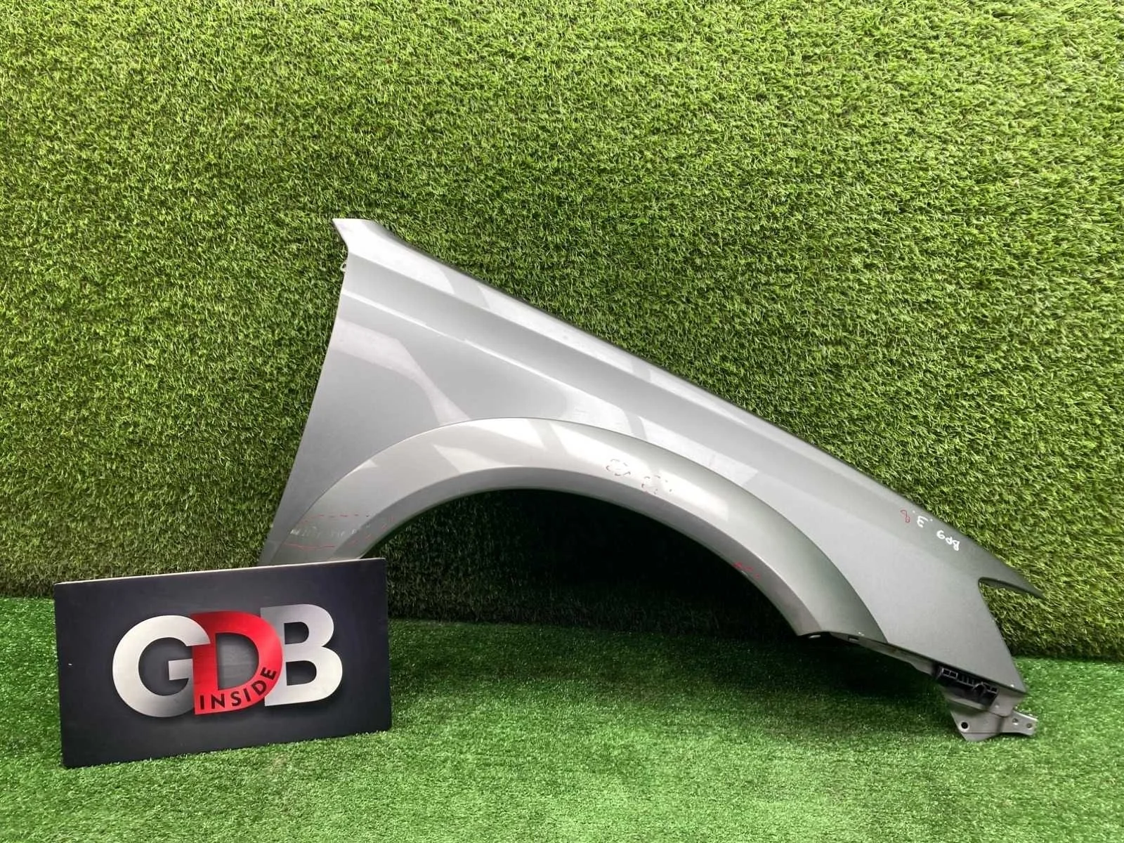 Крыло Subaru Outback 57120AG0209P BP9 BPE BPH, переднее правое