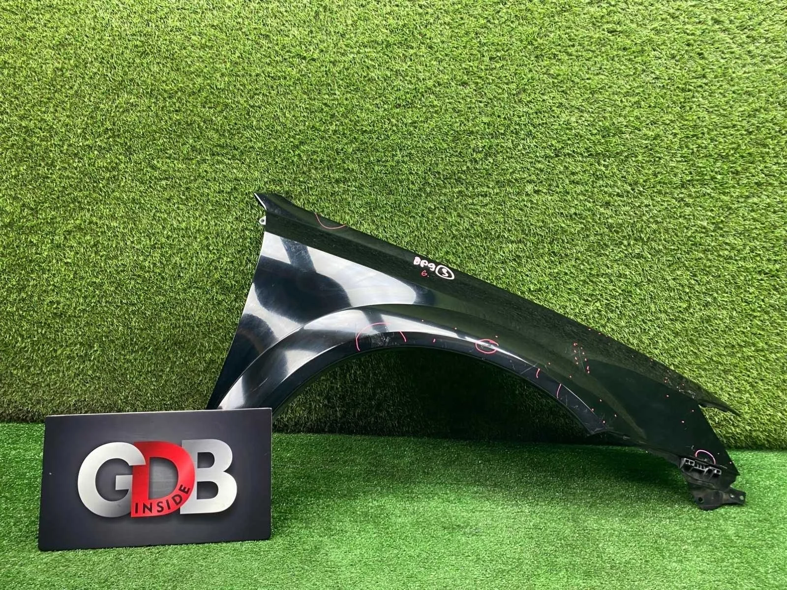 Крыло Subaru Outback 57120AG0209P BP9 BPE BPH, переднее правое