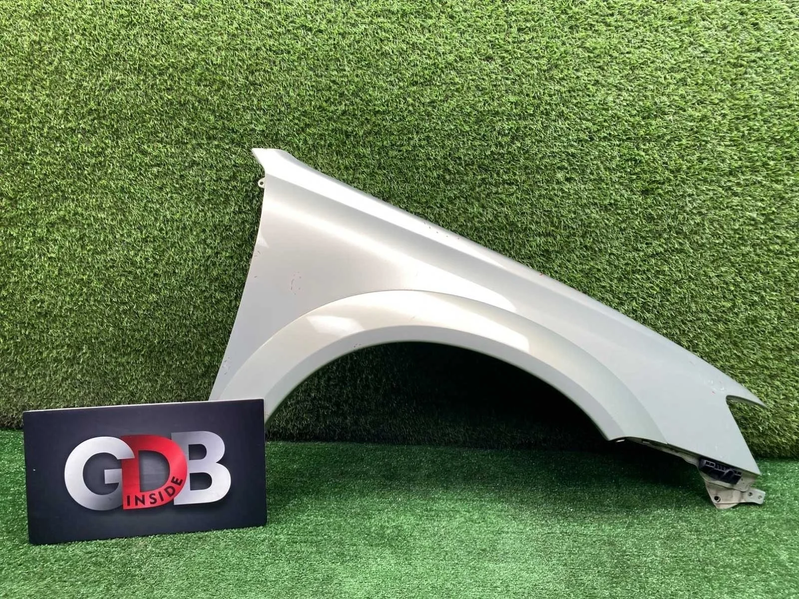 Крыло Subaru Outback 57120AG0209P BP9 BPE BPH, переднее правое