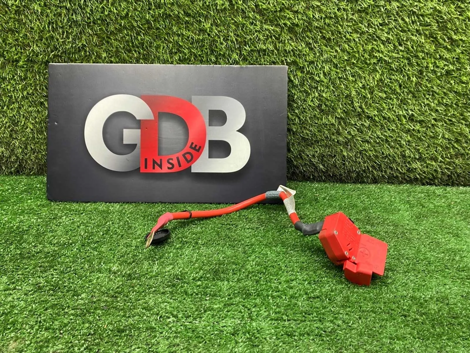 Плюсовой провод аккумулятора BMW 3 series 12.12.2017 61126834543 F30 B48B20A