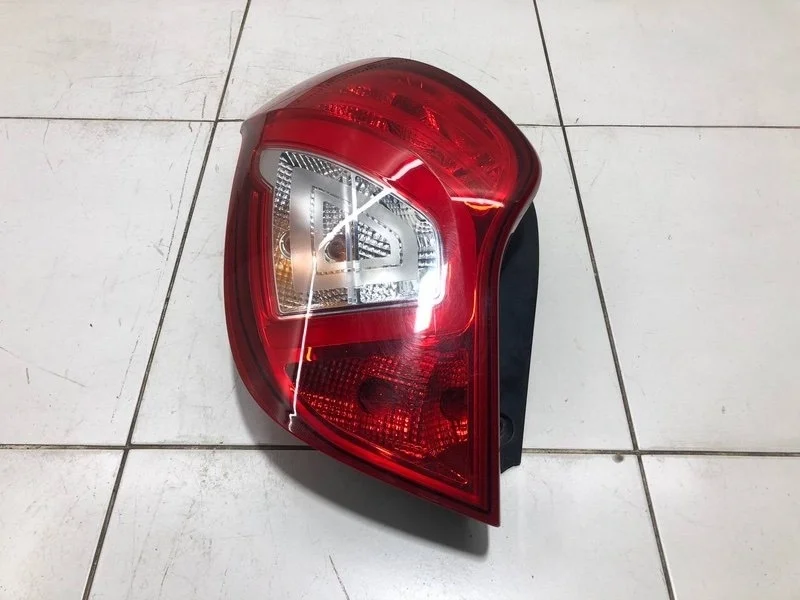 Фонарь левый SsangYong Actyon 2 CK