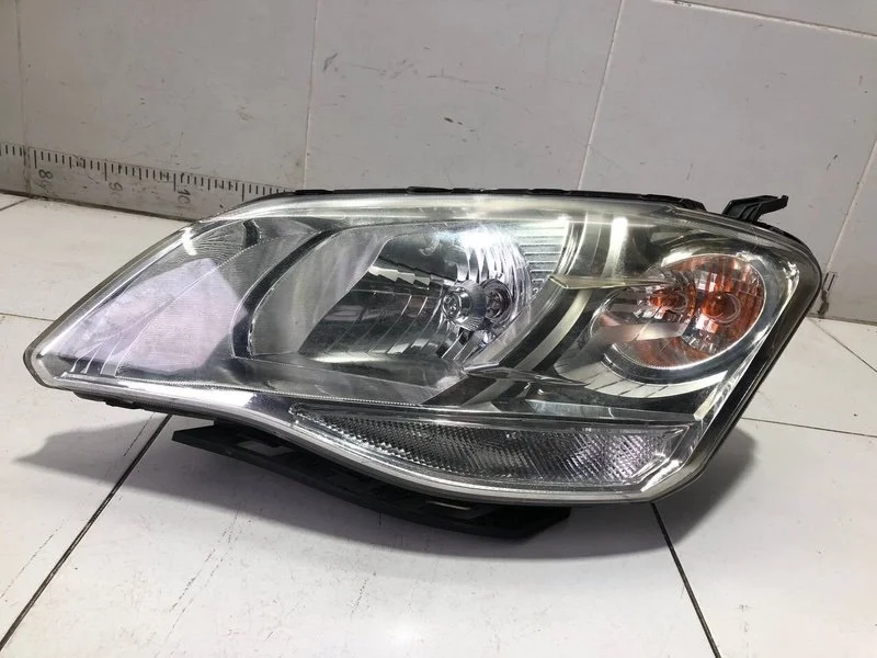Фара левая SsangYong Actyon 2 CK