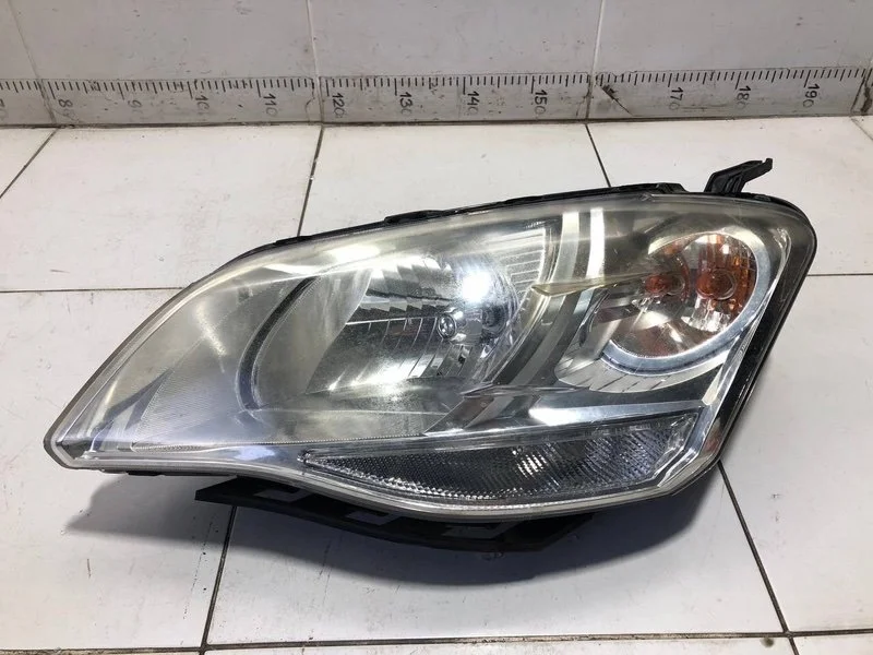 Фара левая SsangYong Actyon 2 CK