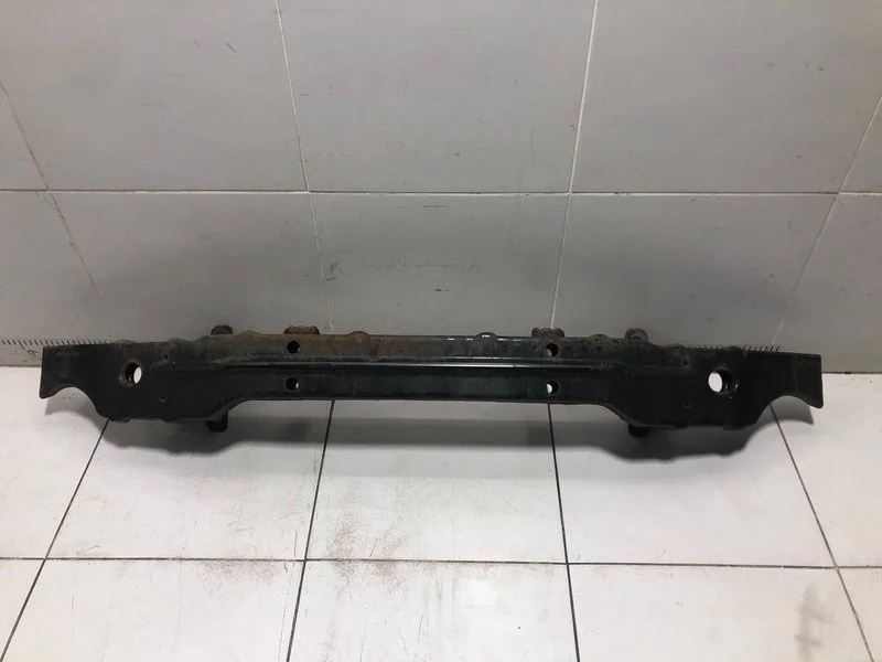 Усилитель бампера передний SsangYong Kyron 1