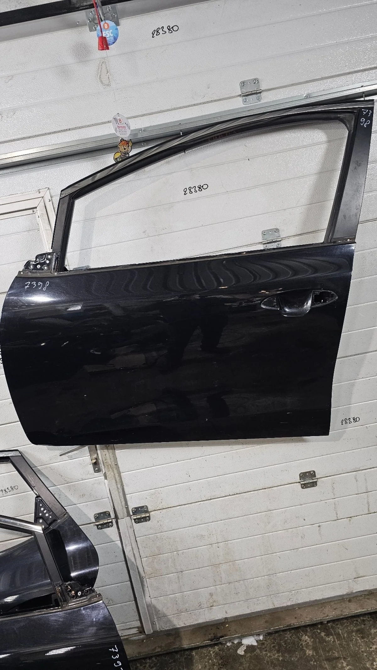 Дверь передняя левая Kia Ceed JD (2012—2015)