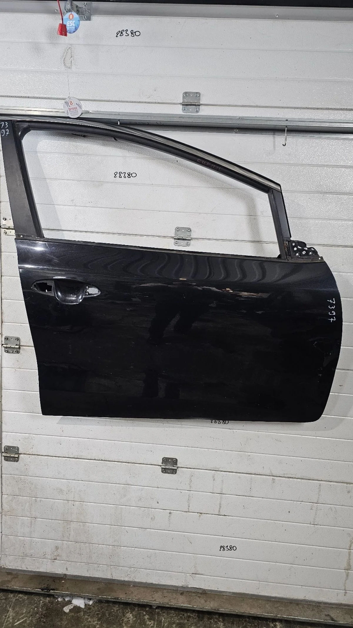 Дверь передняя правая Kia Ceed JD (2012—2015)