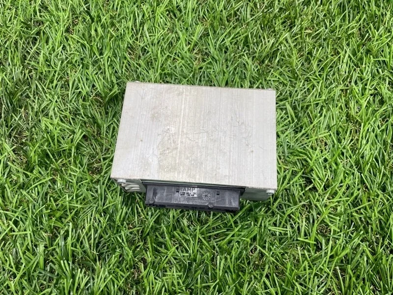 Усилитель звука BMW 5 2004 65126920461 E60 M54B30