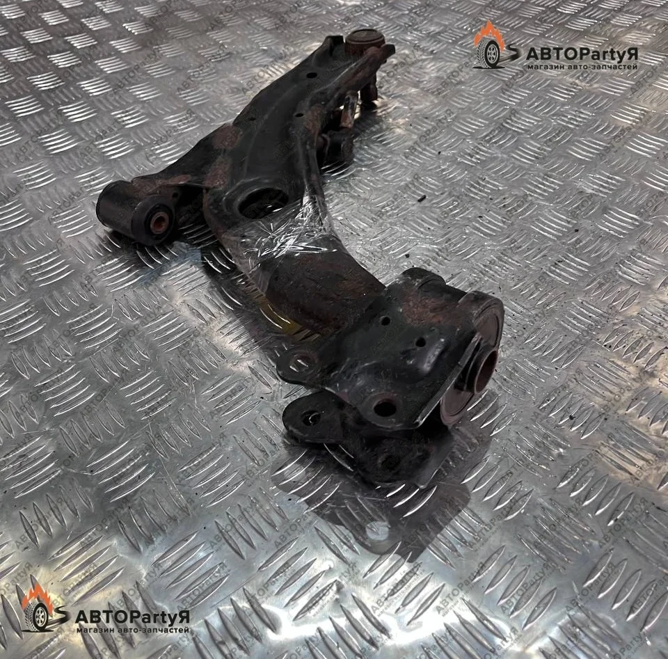 Рычаг подвески передний левый Mazda CX7 ER