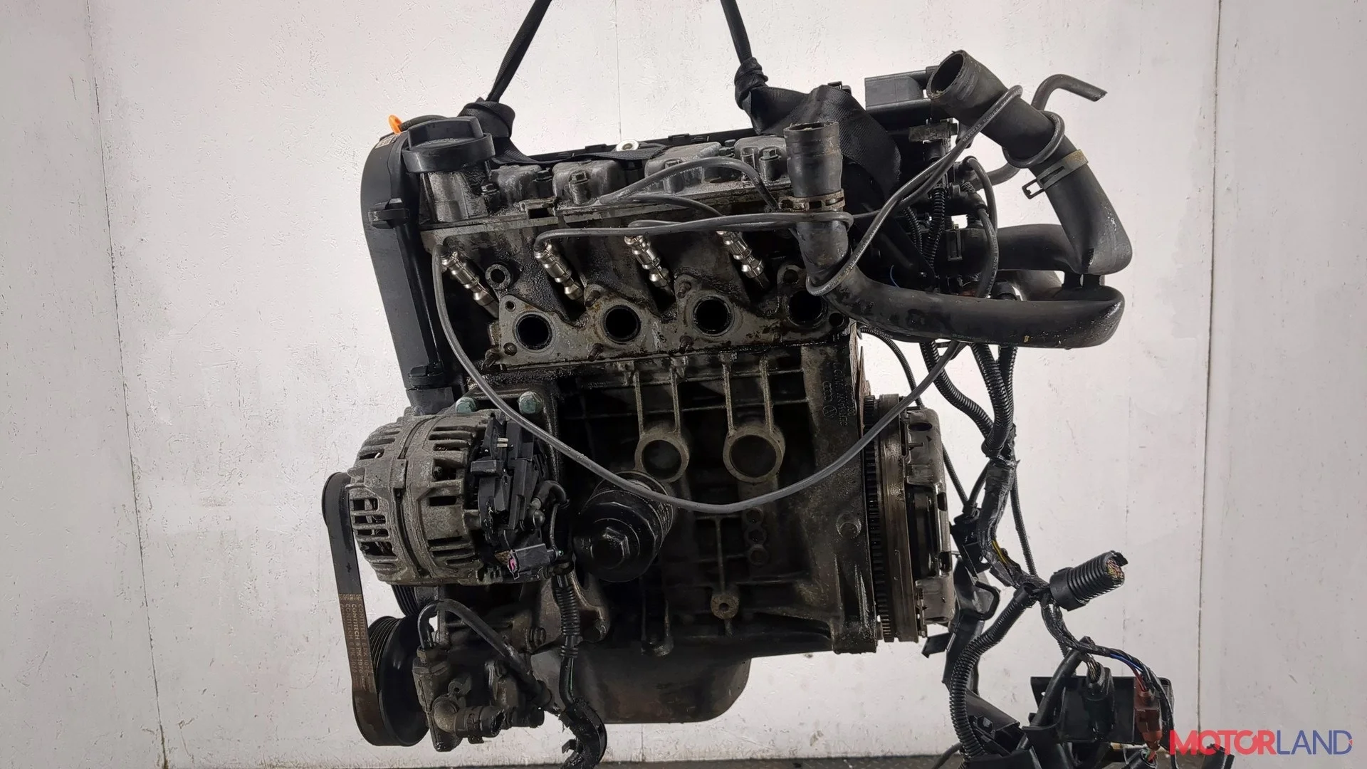 Двигатель (ДВС) Volkswagen Polo 1999-2001 КПП 5-ст.мех.(МКПП) AUC Бензин 1 л Инжектор