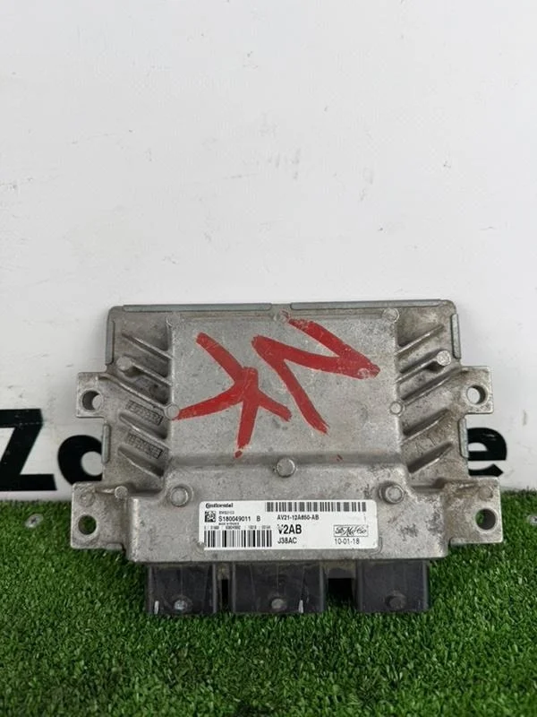 Блок управления двс ford focus 2012 3