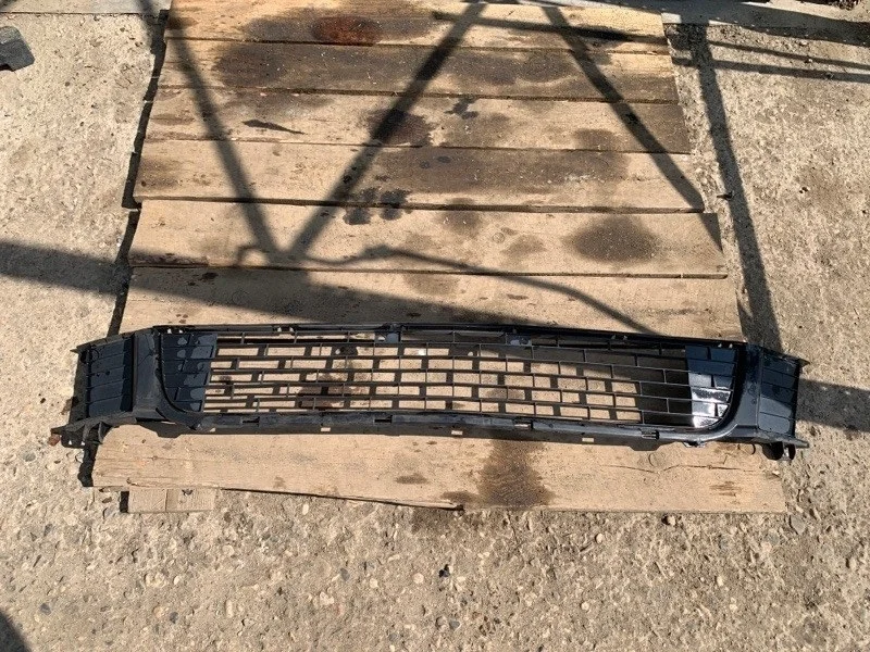 Решетка бампера Honda Accord 8 2008-2012