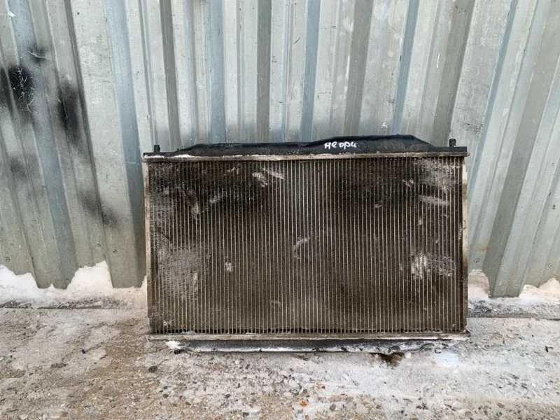 Радиатор охлаждения Honda Civic 8 2006-2011 4D