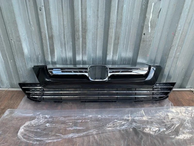 Решетка радиатора Honda CR-V 3 2007-2009