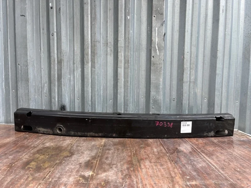 Усилитель бампера Toyota Camry 2012-2017 50 55