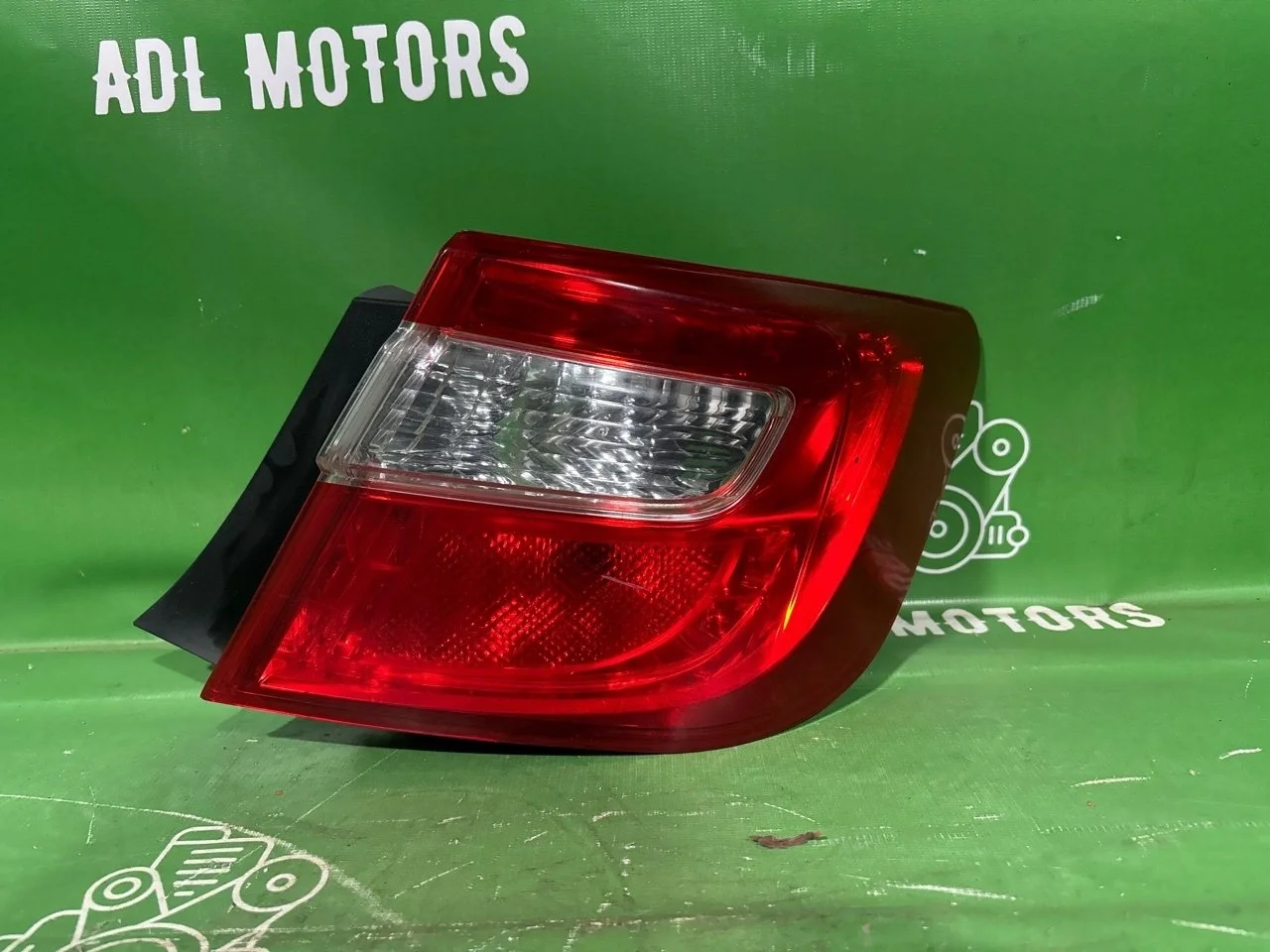 Фонарь Toyota Camry 2011-2014 50