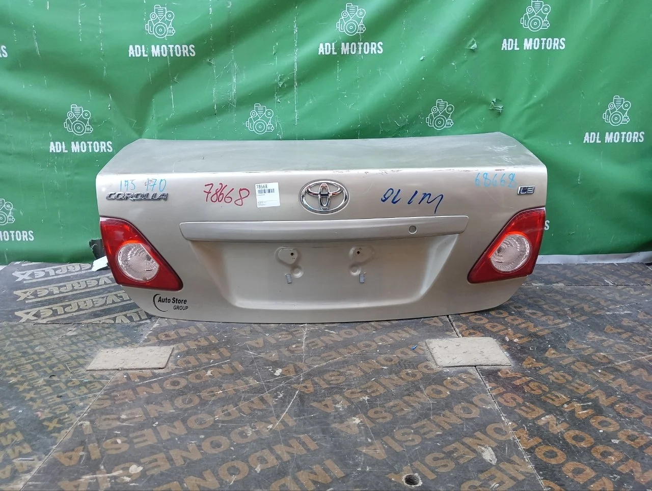 Крышка багажника Toyota Corolla 2006-2012 150