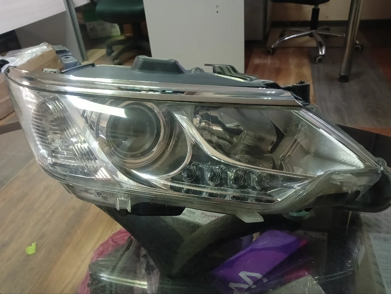 Фара ксенон Toyota Camry 2014-2017 55