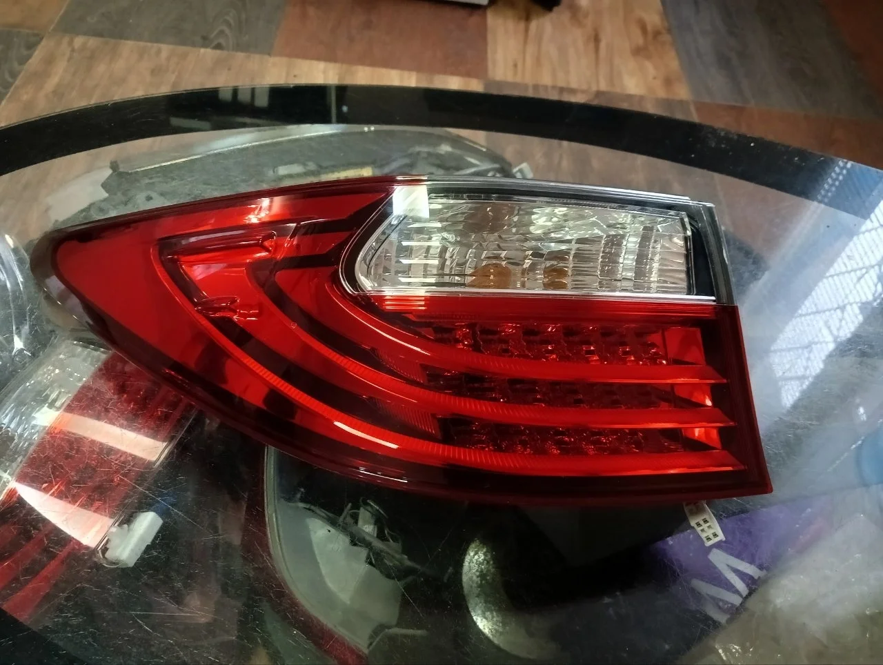 Фонарь Lexus ES 6 2012-2015 250