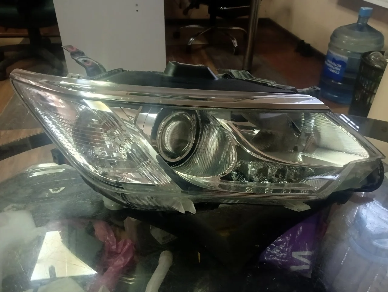 Фара ксенон адаптив Toyota Camry 2014-2017 55