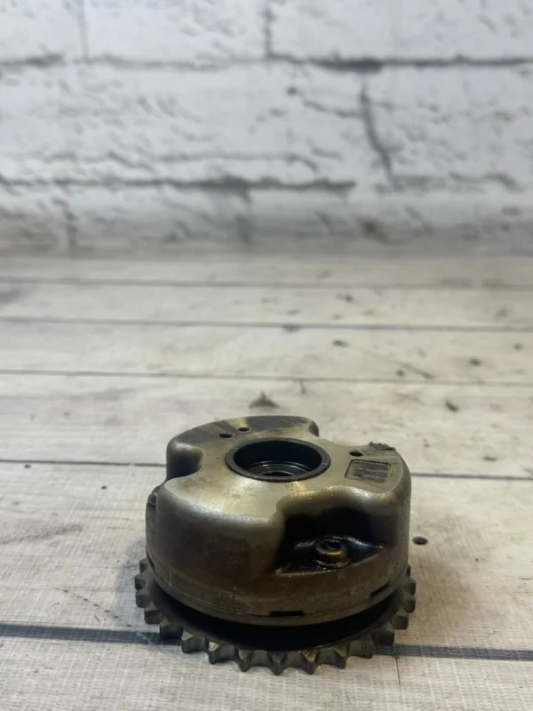 Регулятор фаз газораспределения Audi A6