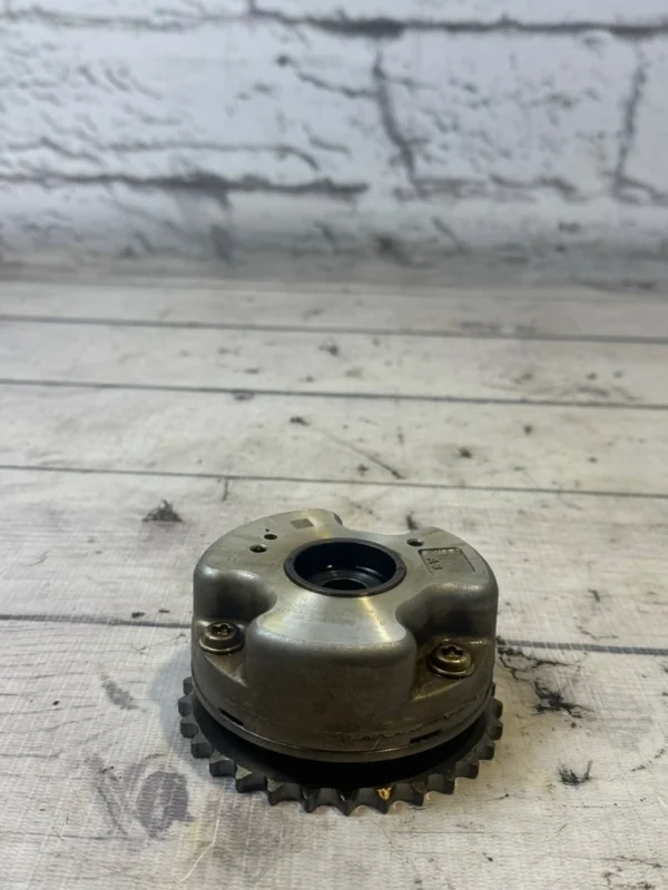 Регулятор фаз газораспределения Audi A6