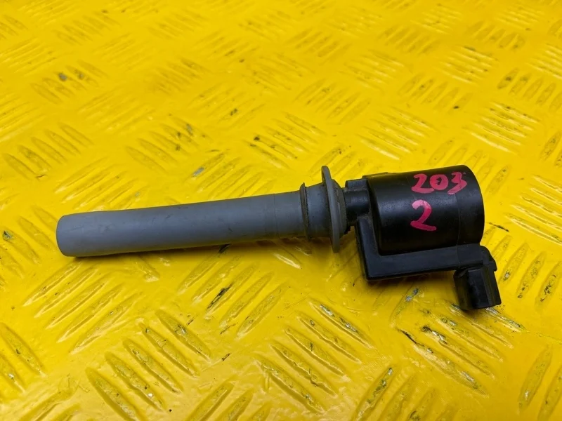 Катушка зажигания mazda MPV 2 2004 1L8E12A366AC LW AJ51