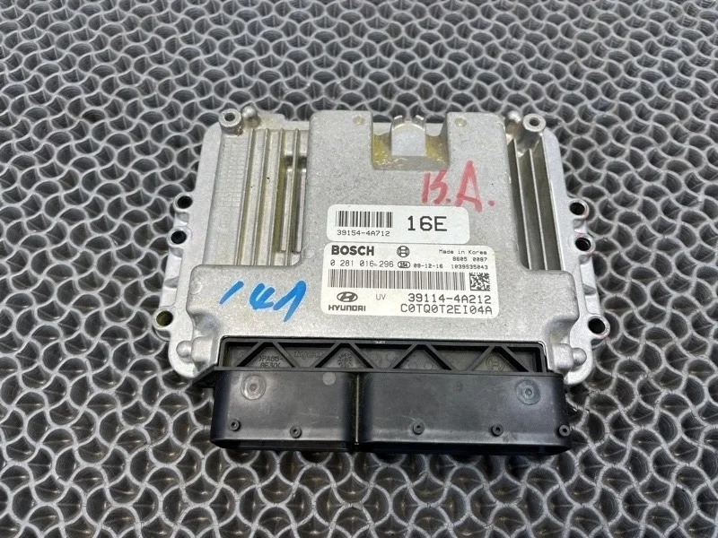 Блок управления двигателем Hyundai Grand Starex/H1 2010 391144A212 2.5 D4CB
