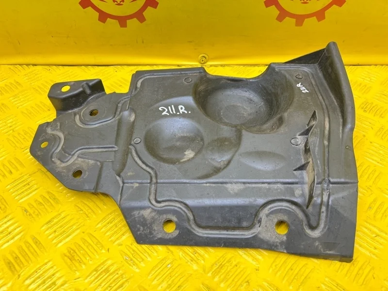 Пыльник двигателя Nissan Xtrail 2011 64838JG00A T31 2.0 M9R, правый