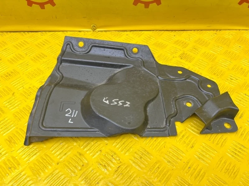 Пыльник двигателя Nissan Xtrail 2011 64839JG00A T31 2.0 M9R, левый