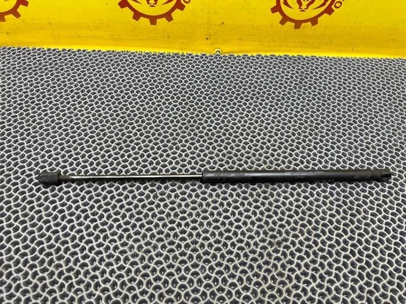 Амортизатор капота Volvo XC90 2007 30649736 2.4 D5244T4