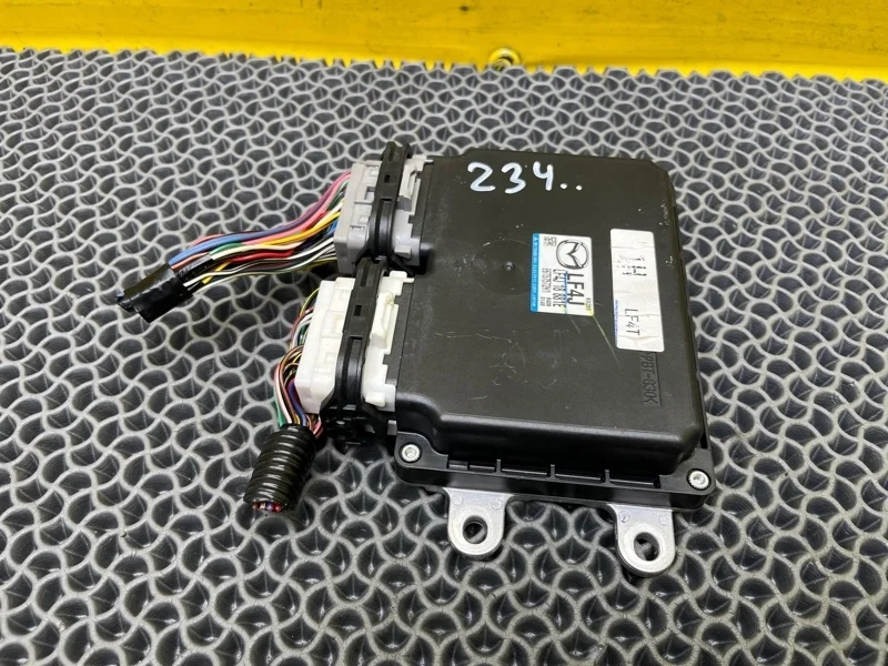 Блок управления двигателем Mazda 6 2008 LF4J18881H GH УНИВЕРСАЛ 2.0 LF10563465