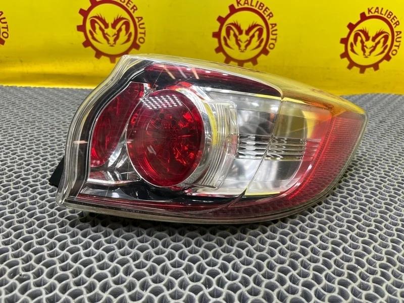 Фонарь Mazda 3 2011 BCW851160F BL 1.6 Z6, правый