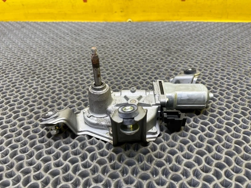 Моторчик стеклоочистителя Mazda 6 2009 GS1M67450 GH 2.0 LF, задний