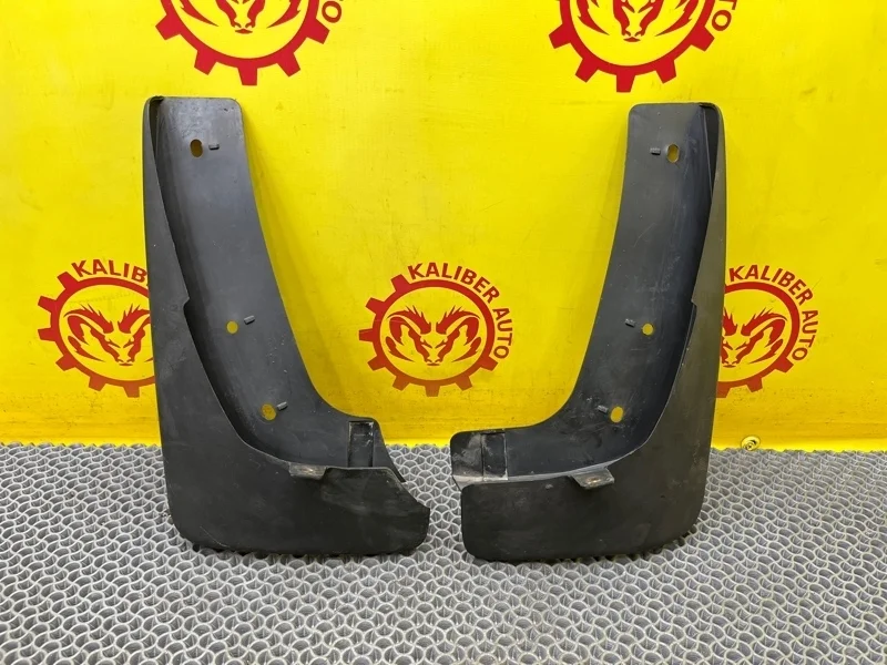 Брызговик Nissan Xtrail 2007 78813JG000 T31 2.0 M9R, задний