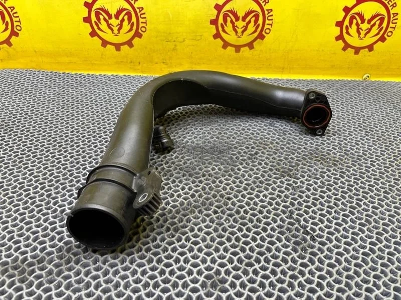 Патрубок интеркулера/турбины Renault Megane 2012 8200645723 3 1.5 DCI (K9K)