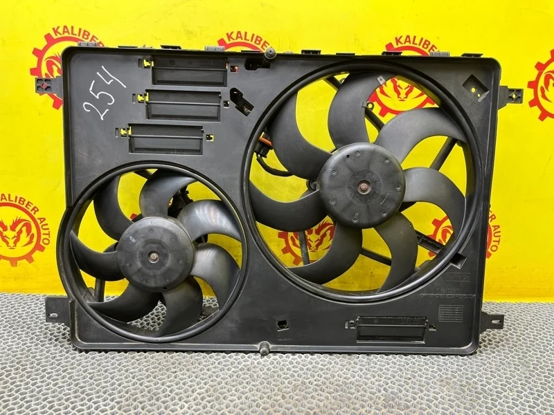 Вентилятор радиатора LAND ROVER Freelander 2 2007 LR002660 2.2 EFI TC DW12