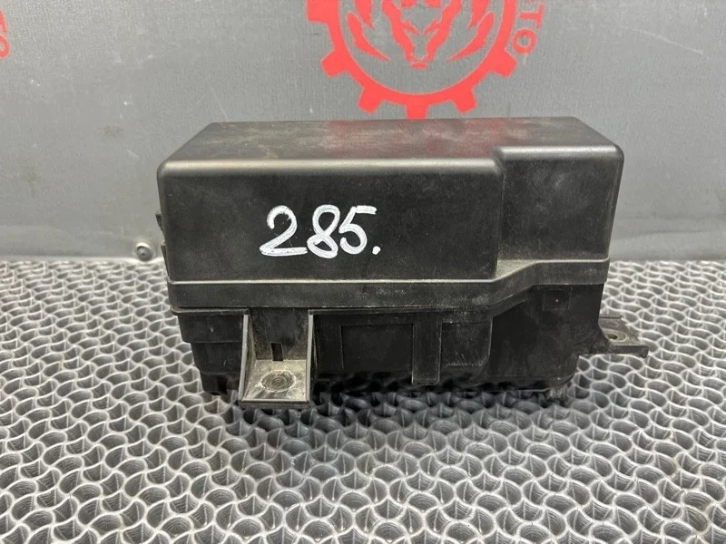 Блок предохранителей Nissan pathfinder 2009 24381C9900 R51 2.5 YD25DDTI