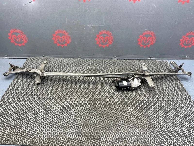 Моторчик стеклоочистителя ПРАВЫЙ РУЛЬ Mercedes Benz V-Class 2008 A6398200140 W-639 646.980, передний