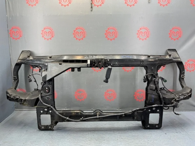 Рамка радиатора/Телевизор Hyundai Grand Starex/H1 2012 641014H000 2.5 D4CB