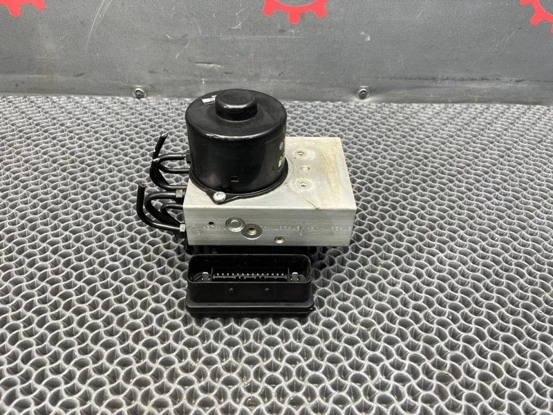 Блок abs Volkswagen Touareg 2005 7L0614111H 7LA 2.5 BAC